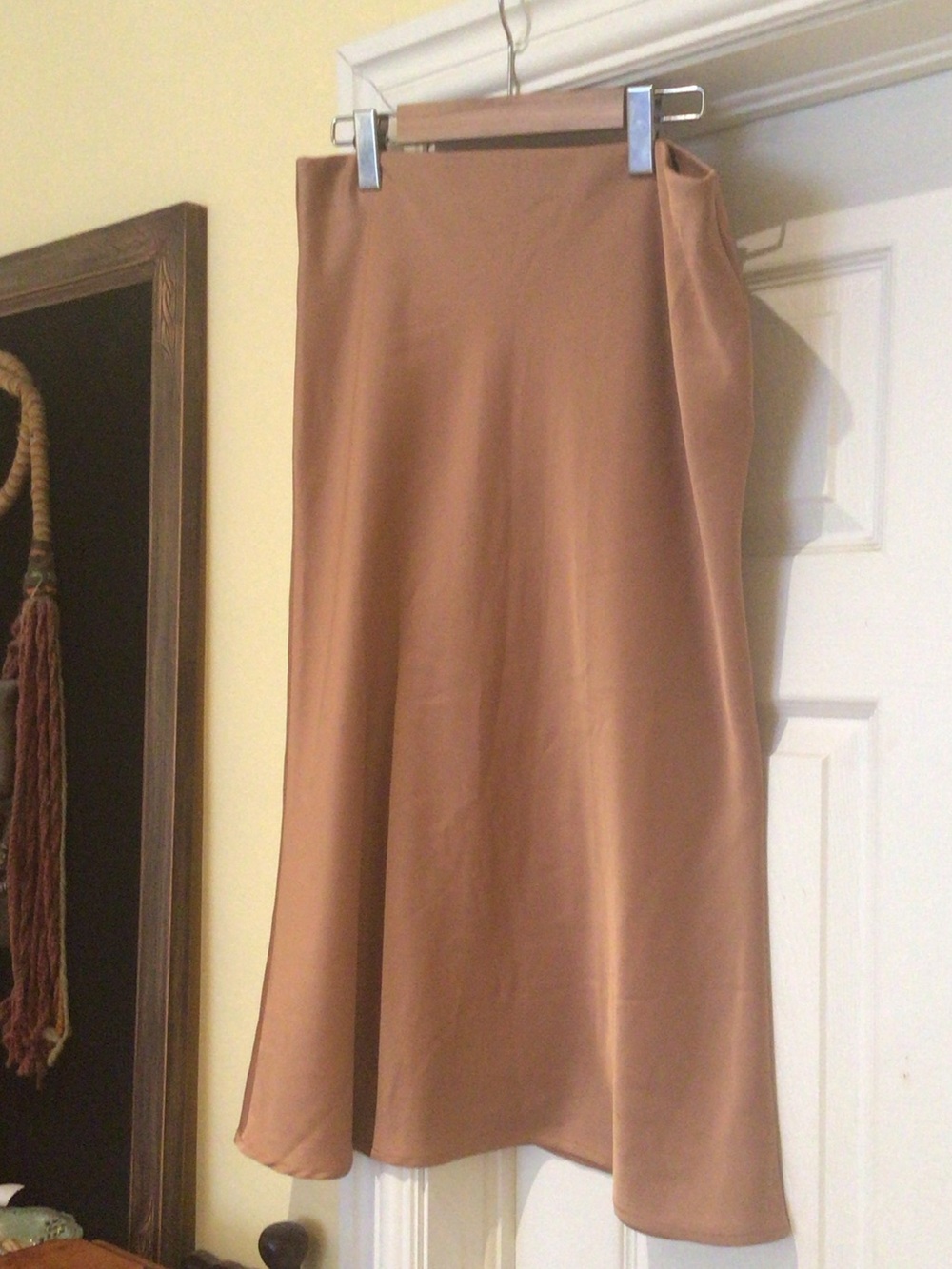 Tan enhancer nude flattering skirt Size 8